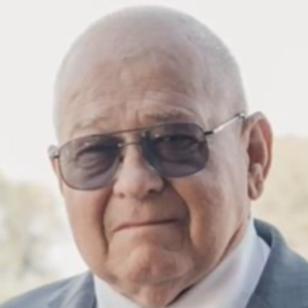 Portrait of Lee Chedester