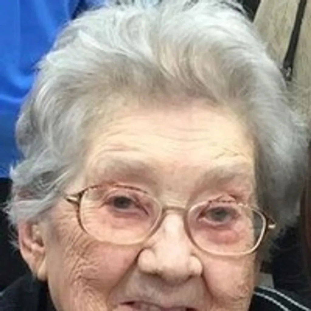 Portrait of Evelyn Bossman