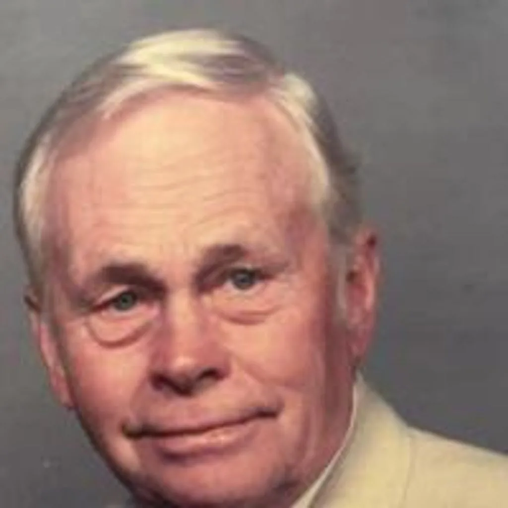 Portrait of Howard Hoogshagen