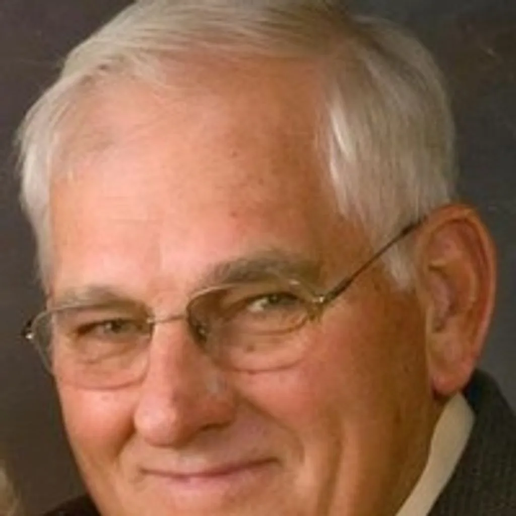 Portrait of Larry Elroy Bossman