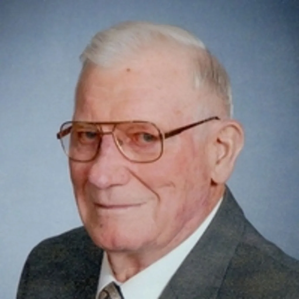 Portrait of Raymond Sneller
